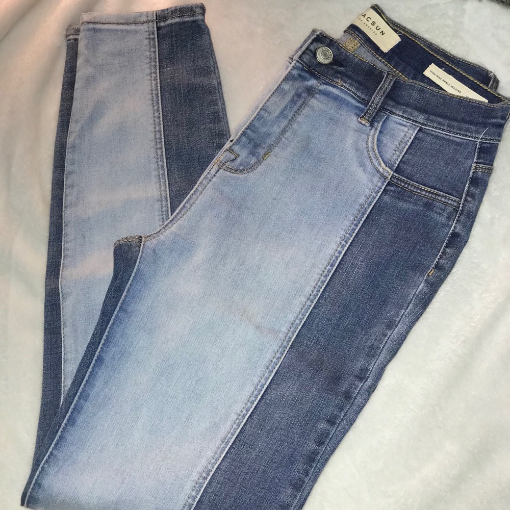 Two toned Pacsun jeans mid rise size 26
